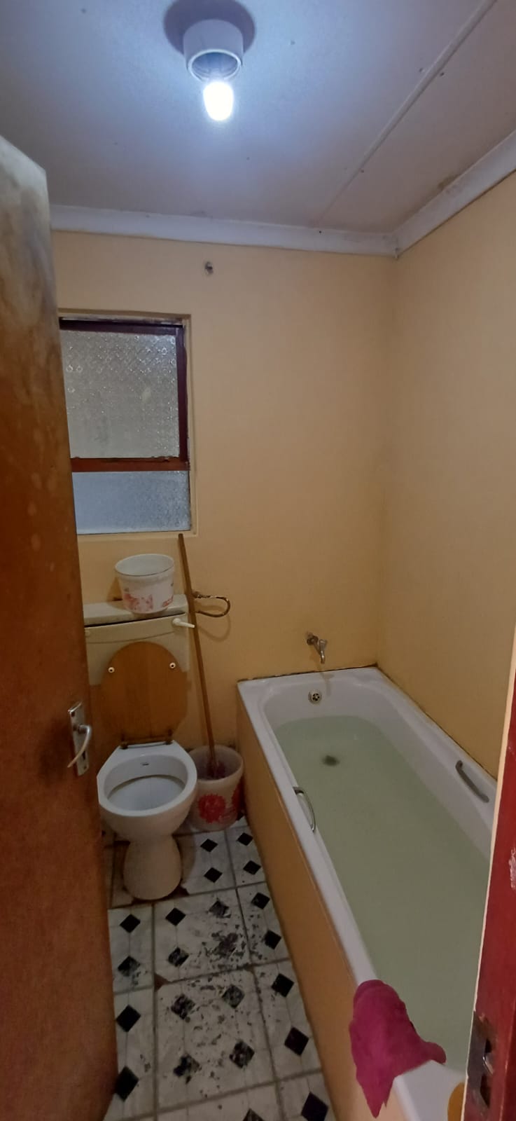 2 Bedroom Property for Sale in Govan Mbeki Eastern Cape